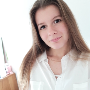 Lea - Prof d'anglais - Neuville-sous-Montreuil