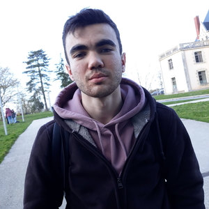 Benjamin - Prof de biologie - Vauréal