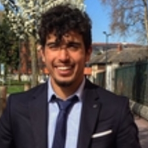 Ayoub - Prof d'économie - Lille