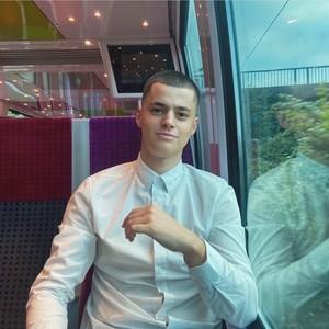 Lucas - Prof d'aide aux devoirs - Presles