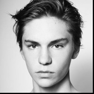 Emile - Prof de programmation - Paris