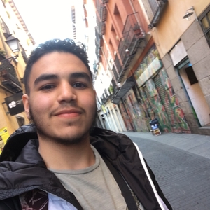 Adame - Prof de physique - chimie - Sevran