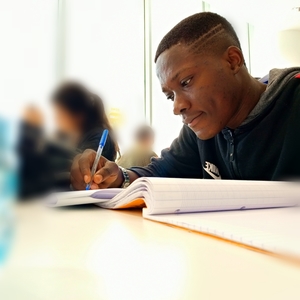 Ach - Prof de maths - Paris 14e