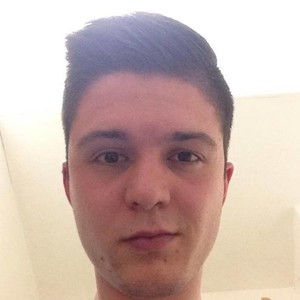 Charly - Prof d'initiation informatique - Rouillon