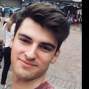Thibault - Prof d'histoire - Poitiers