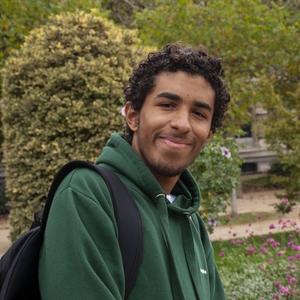 Hugo - Prof de maths - Paris