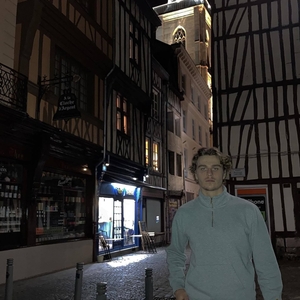 Jimmy - Prof d'aide aux devoirs - Grainville-sur-Ry
