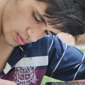Aayush - Prof de lecture - New Delhi