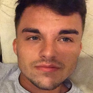 Tom - Prof de français - Villeurbanne
