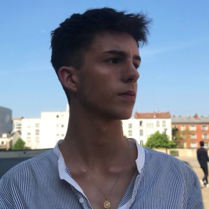 Théo - Prof d'anglais - Poissy