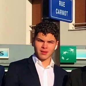 Yanis - Prof d'aide aux devoirs - Gex