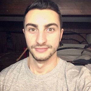 David - Prof d'aide aux devoirs - Pézilla-la-Rivière