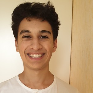 Riyad - Prof de maths - Lisieux