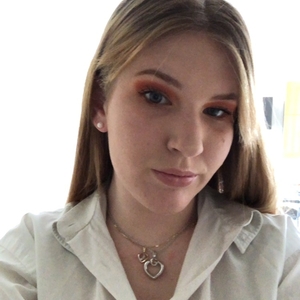 Julie - Prof d'aide aux devoirs - Schirrhein