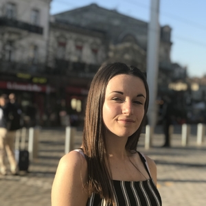 Clara - Prof de maths - Les Billaux