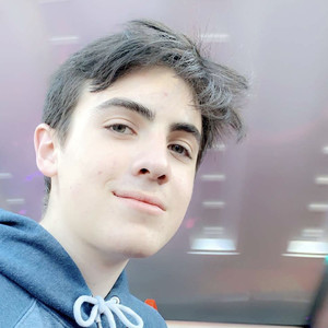 Enzo - Prof d'initiation internet - Vitry-sur-Seine