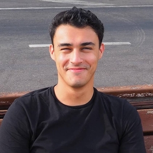 Rayane - Prof d'initiation informatique - Vélizy-Villacoublay