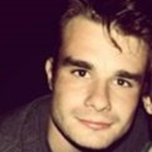 Pierre - Prof de physique - chimie - Paris