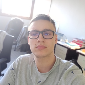 Romuald - Prof de biologie - Villeurbanne