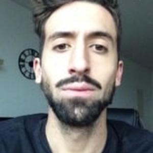 Paul - Prof de biologie - Dijon