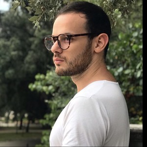Ange - Prof de sociologie - Roquebrune-Cap-Martin