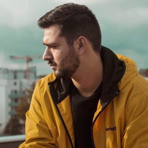 Adrien - Prof de français - Nantes