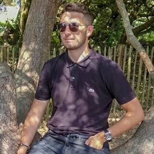 Alexis - Prof de programmation - Chevigny-Saint-Sauveur