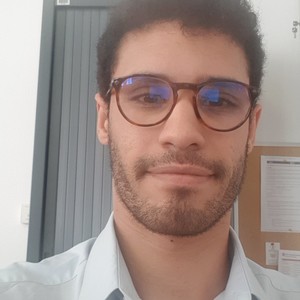 Mehdi - Prof de droit civil - Lyon