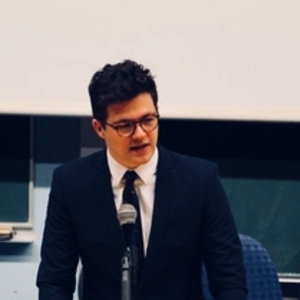 Arthur - Prof de droit civil - Bordeaux