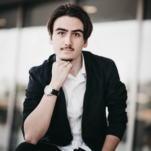 Loïc - Prof de français - Menton