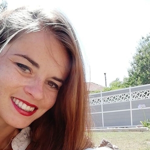 Charline - Prof de biologie - Marseille
