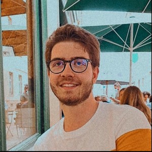 Théo - Prof d'histoire - Strasbourg