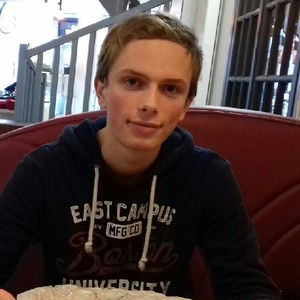 Malcolm - Prof d'initiation informatique - Rennes