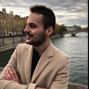 Alexandre - Prof de langages informatiques - Montreuil
