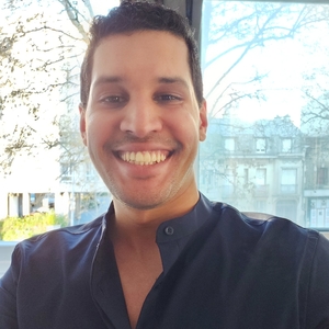 Hamza - Prof de français - Paris