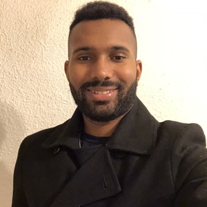 Yanis - Prof de marketing - Aix-en-Provence