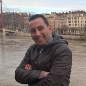 Nacer - Prof de maths - Paris