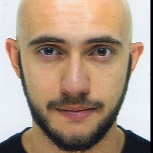 Luc - Prof d'histoire - Paris