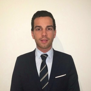 John - Prof de droit civil - Nice
