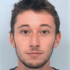 Paul - Prof d'économie - Paris