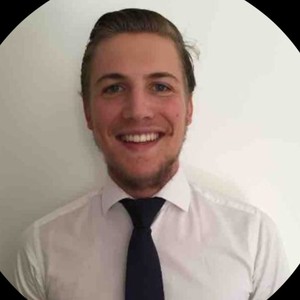 Laury - Prof de marketing - Châtenay-Malabry