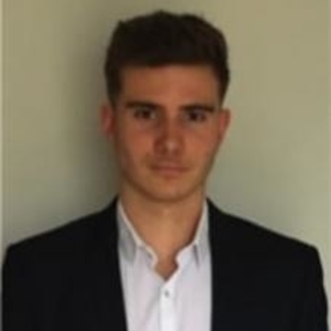 Jonathan - Prof de marketing - Paris