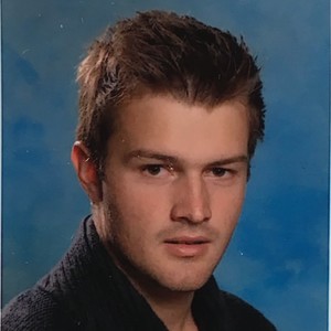 Arthur - Prof d'initiation informatique - Paris