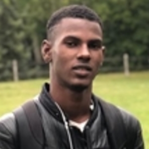 Maurice - Prof de maths - Mesnils-sur-Iton