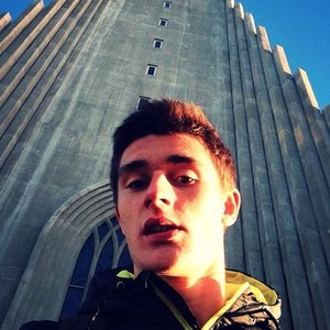 Max - Prof de maths - Angers