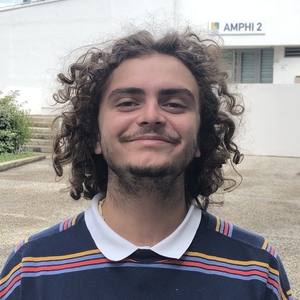 Evan - Prof d'aide aux devoirs - Pierre-Bénite