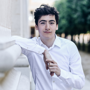 Jean Baptiste - Prof de maths - Paris