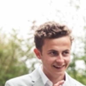 Tom - Prof de physique - Braine-le-Château