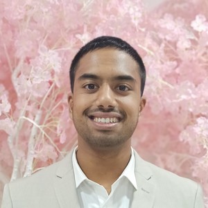 Ashan - Prof de maths - Créteil