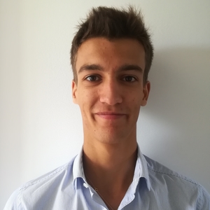 Hugo - Prof de maths - Chevry